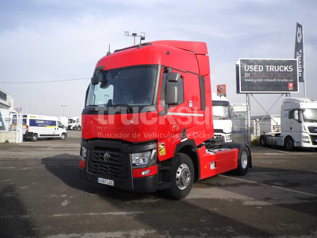 renault-t520-sleeper-cab-18