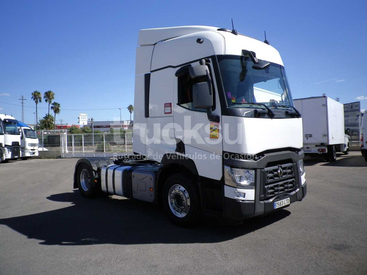 renault-t480-sleeper-cab-19