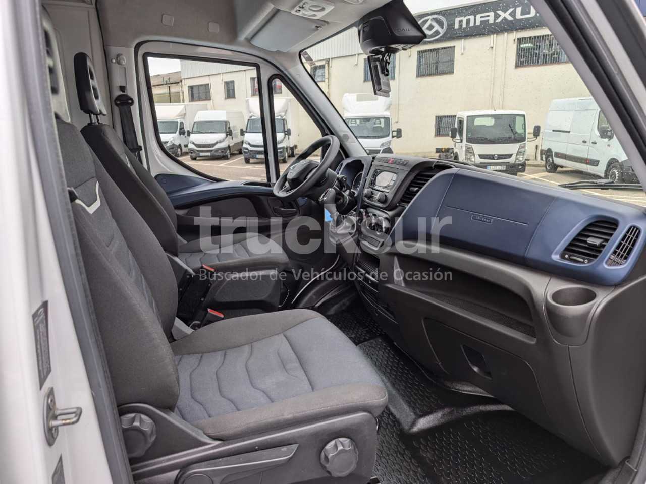 iveco-daily-35s16-9